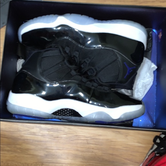 Jordan Space Jam 11s and Win like 82 bundle main image 5